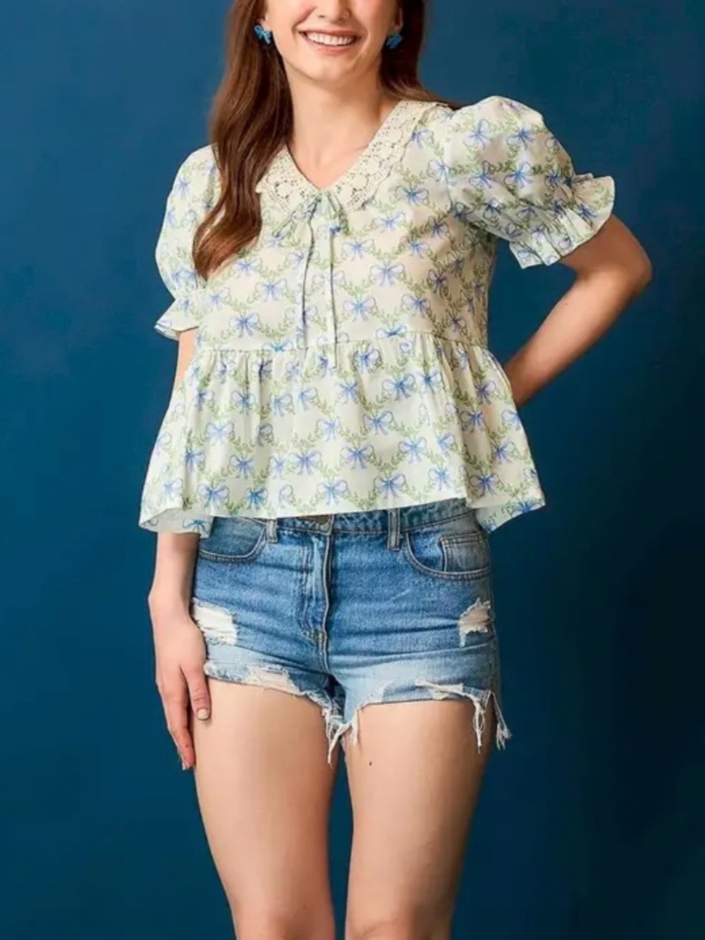 Umgee Light Green Floral Lace-Trim Peplum Blouse